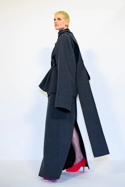 Look 10